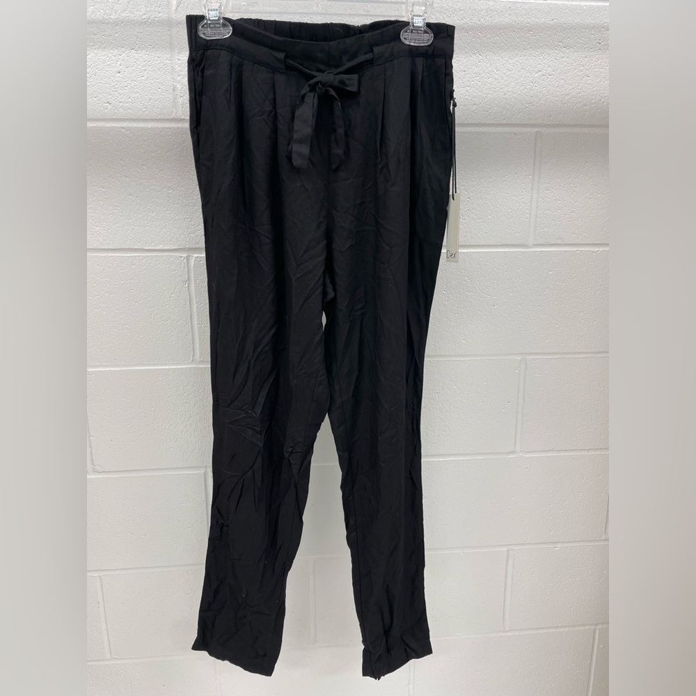 Women’s dress pants size s. Dex, black